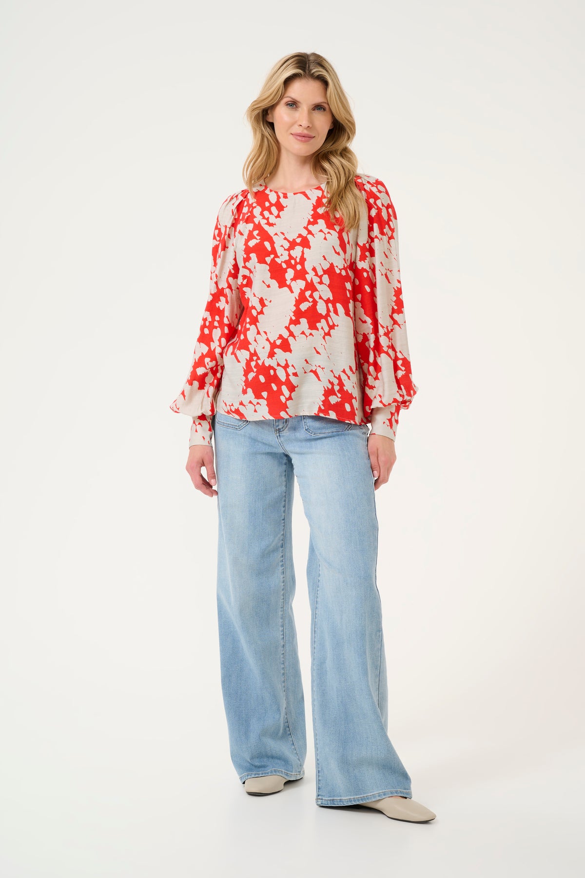 Kaffe Kalouise Fiery Red/Beige Graphic Cloud Print Top, 10508990