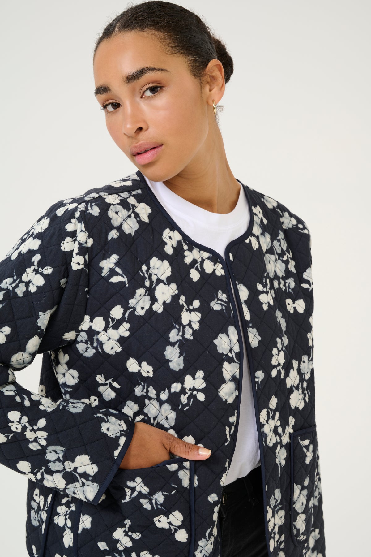 Kaffe Kavalia Marine Navy Flower Print Jacket