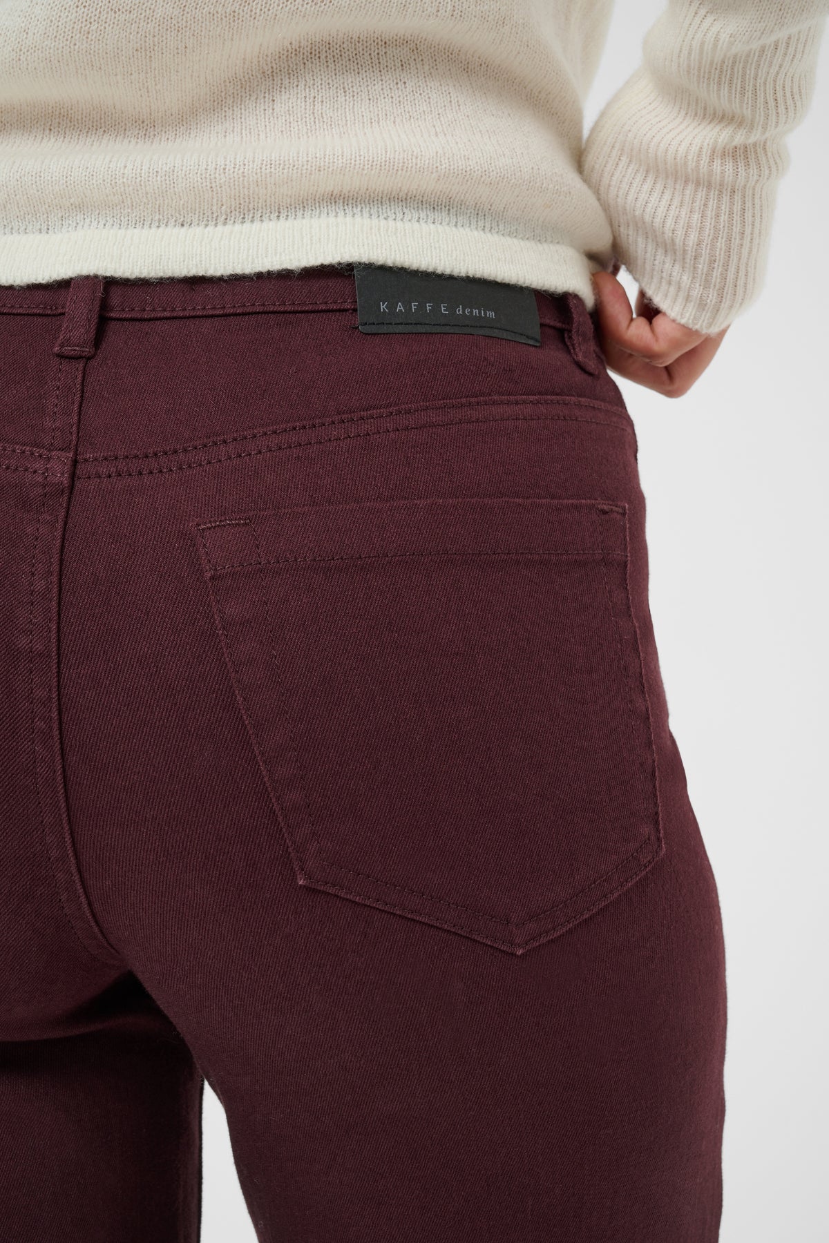 Kaffe Kabrook Fudge Burgundy Highwaisted Straight Wide Leg Jeans, 10511225