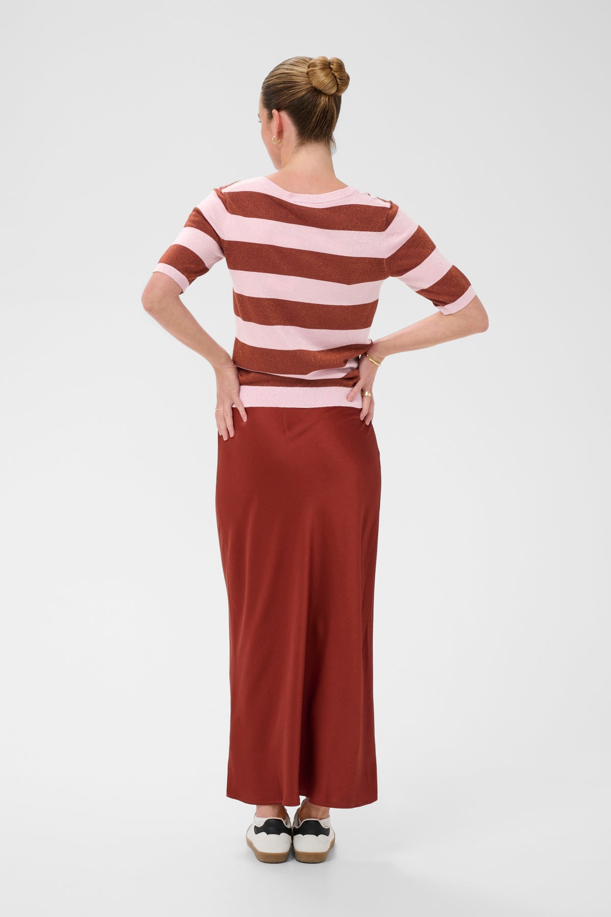 Kaffe Regina Ballerina Pink/Henna Lurex V-Neck Stripe Knit