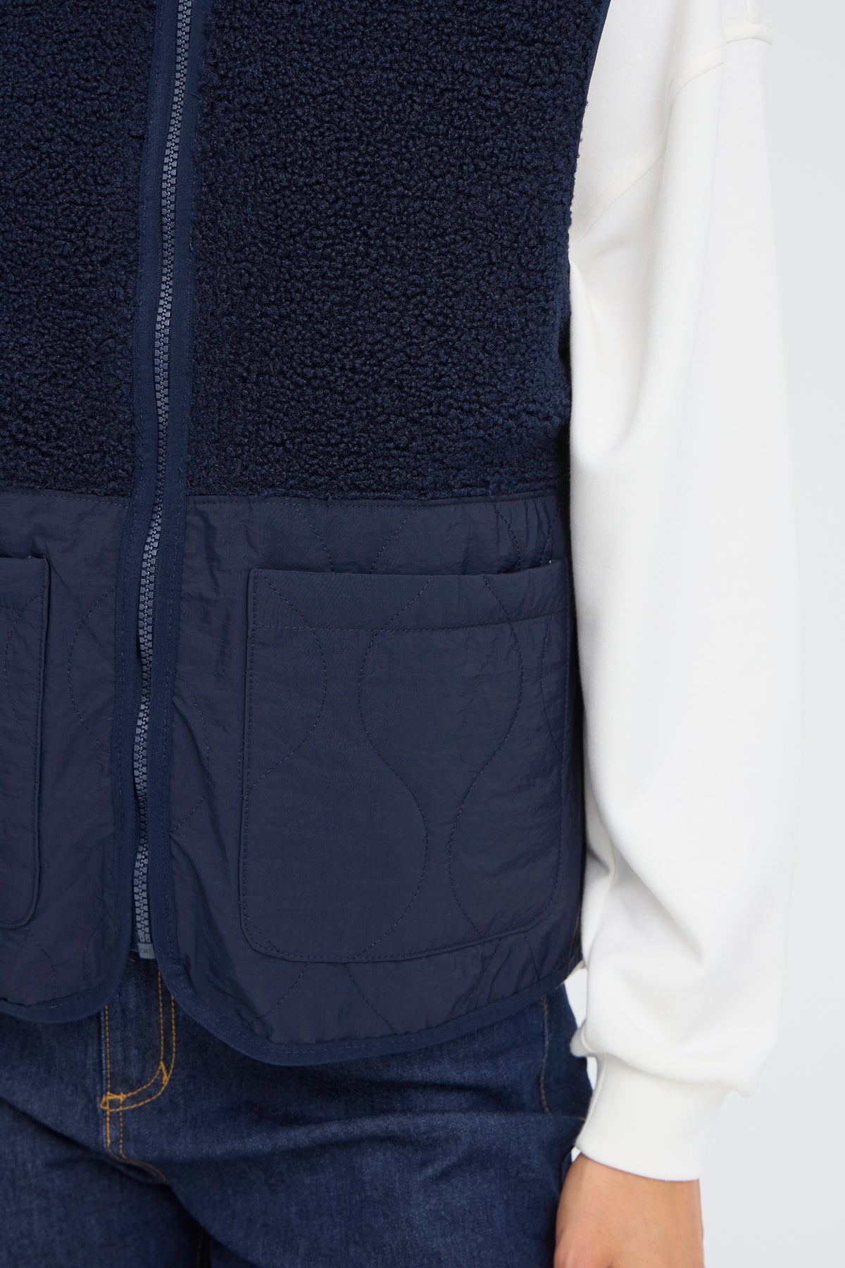 Fransa FrMikala Navy Blazer Teddy Quilted Gilet