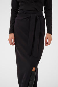 InWear TriIW Vincent Black Knot Tie Modal Tube Skirt