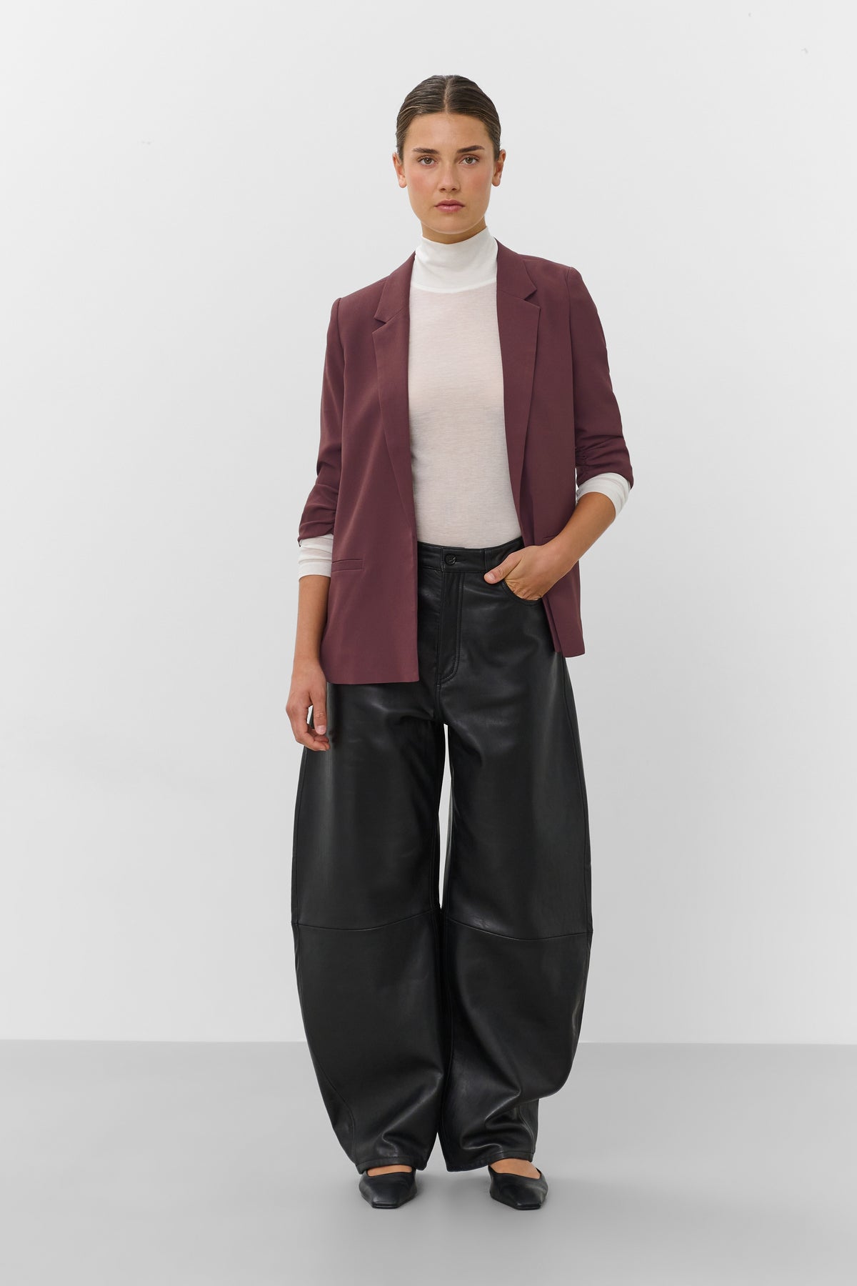 Soaked in Luxury Shirley Huckleberry Ruched Sleeve Blazer, 30403608