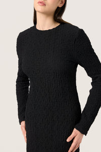 Soaked in Luxury SLDauphine Black Textured Long Sleeve Fitted Ankle Length Dress, 30407757