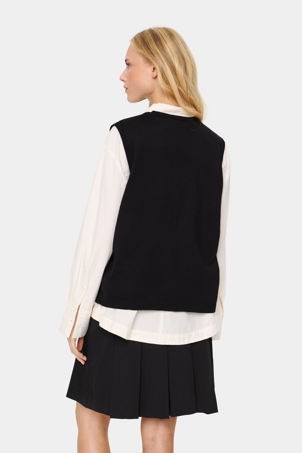 BACK IN STOCK - Saint Tropez Mila Black Melange Knitted Vest