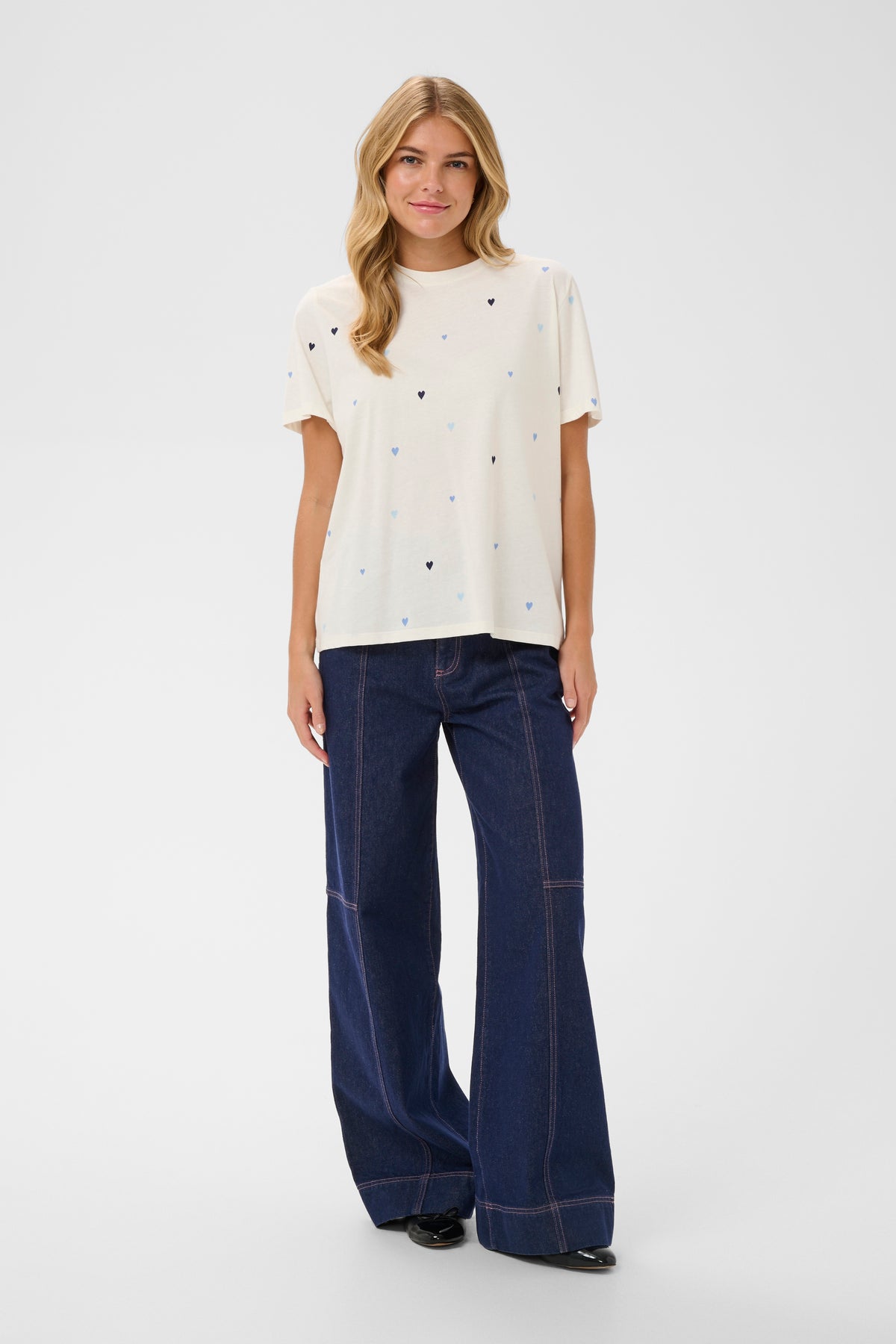 Saint Tropez Johanna Ice Blue Multi Heart Oversized T-Shirt, 30513937