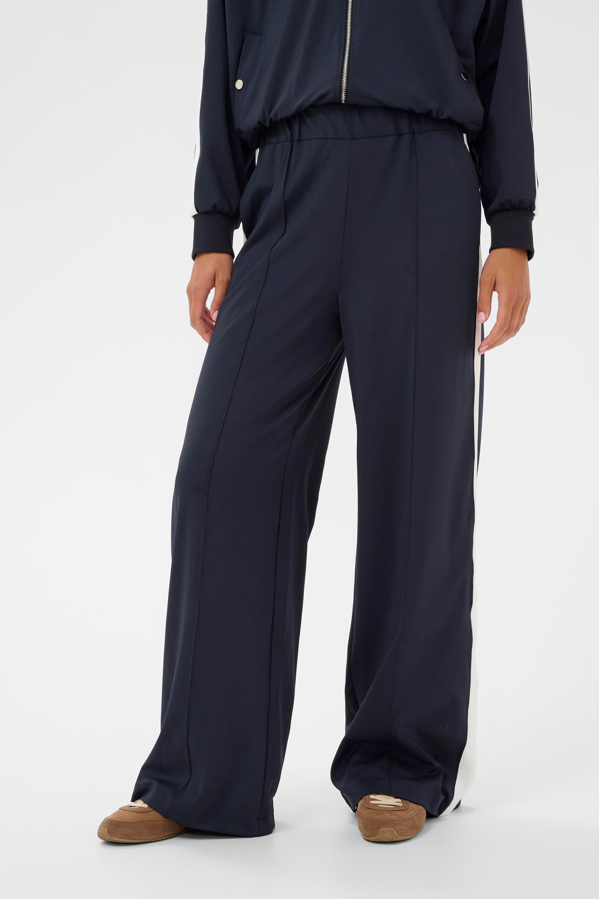 Saint Tropez Oaklynn Night Sky Sports Luxe Wide Leg Joggers, 30514705