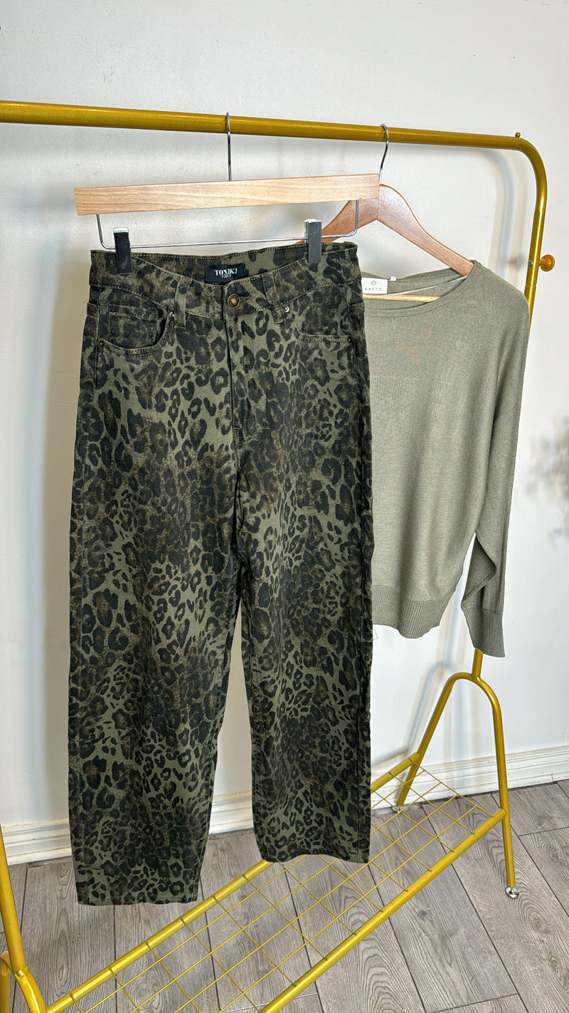 Toxik Highwaisted Wide Leg Khaki Leopard Jeans, H2470