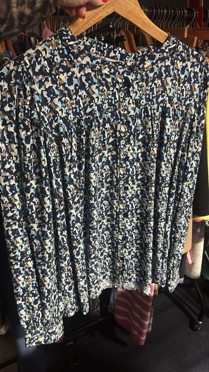 FRANSA FrJio Blue floral blouse