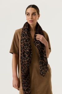 Garcia Hazel Bloom Leopard Print Scarf