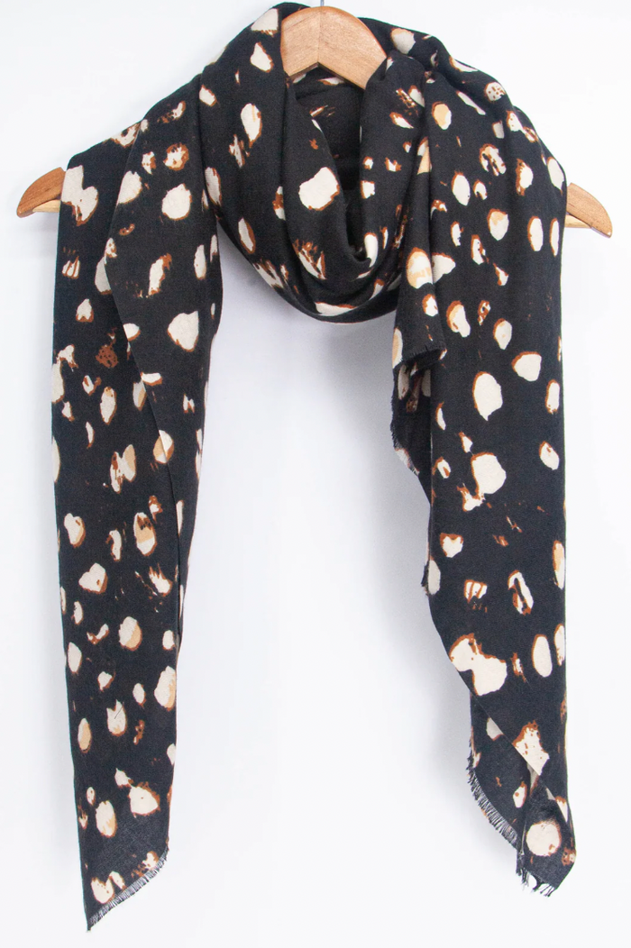 Ruby 67 Mia Black Leopard Print Scarf