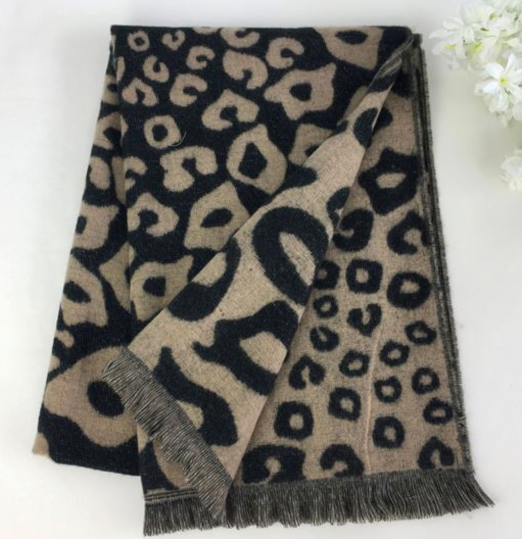 Ruby 67 Black/Beige Leopard Blanket Scarf