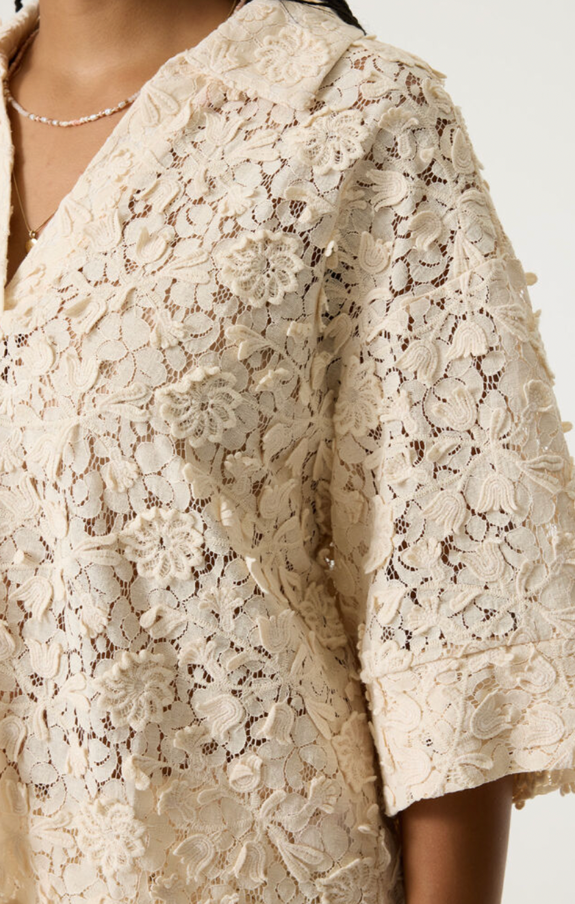 Garcia Cream Lace Embroidered V-Neck Oversized Blouse , Q260036