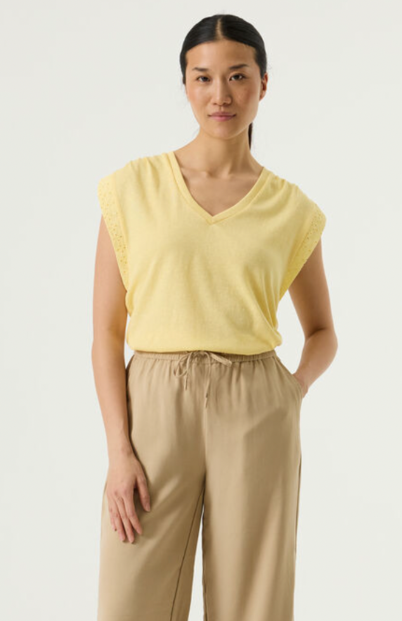 Garcia Lush Lemon V-Neck Embroidered T-Shirt, Q260007