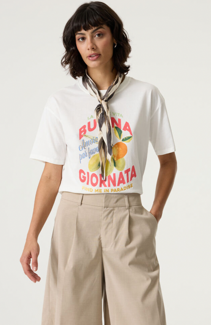 Garcia Off White Logo 'La Dolce Vita' T-Shirt, Q260005