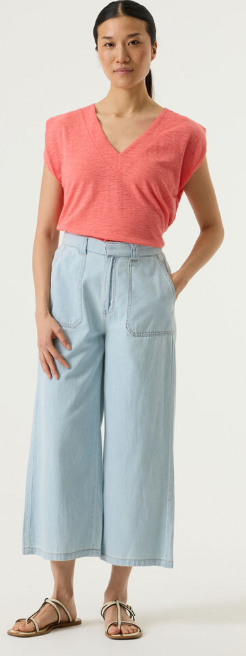 Garcia Coral Crush Textured V-Neck T-Shirt, Q260004