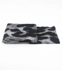 Ruby 67 Eryn Grey Leopard Print Supersoft Scarf