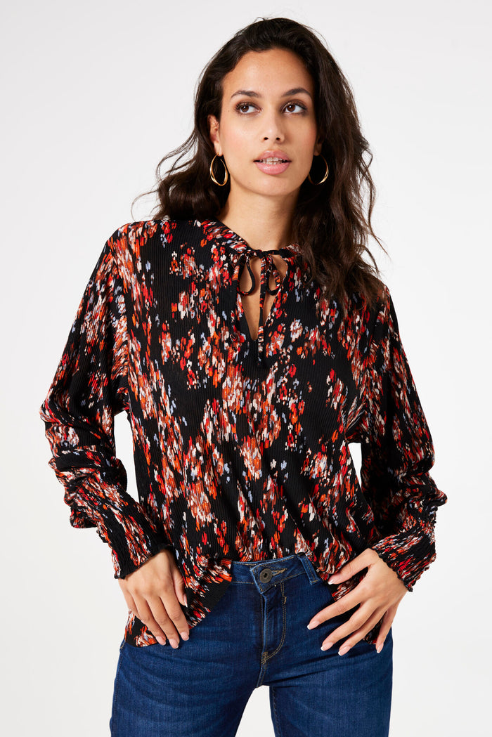 Garcia Black Floral Plisse Tie Neck Blouse, U40032